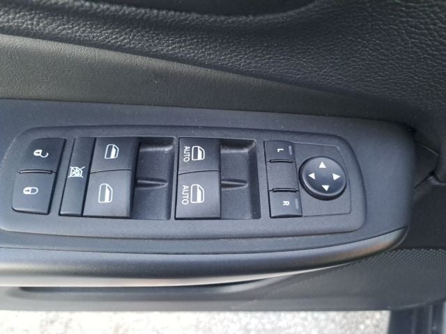 2023 Jeep Cherokee Trailhawk