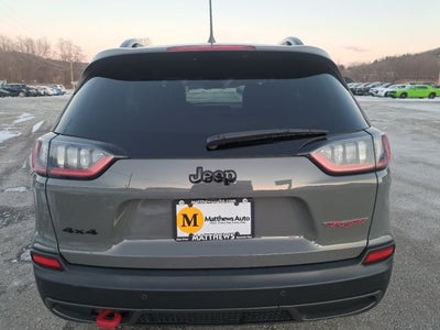 2023 Jeep Cherokee Trailhawk