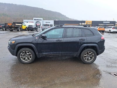 2022 Jeep Cherokee Trailhawk