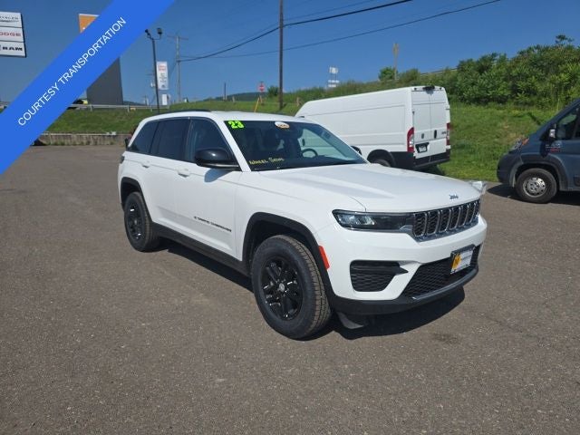 2023 Jeep Grand Cherokee Laredo