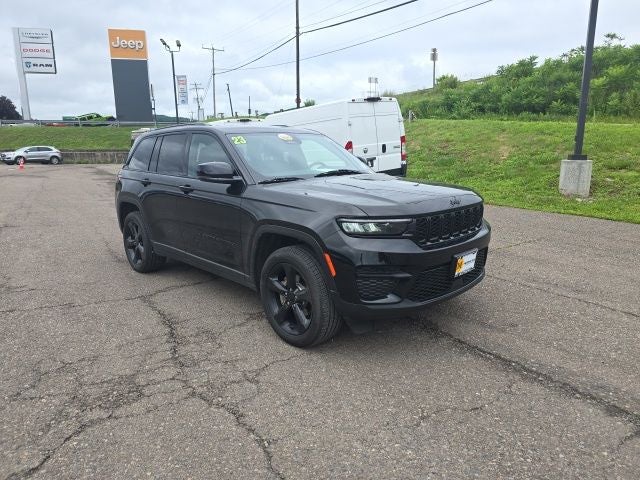 2023 Jeep Grand Cherokee Altitude X