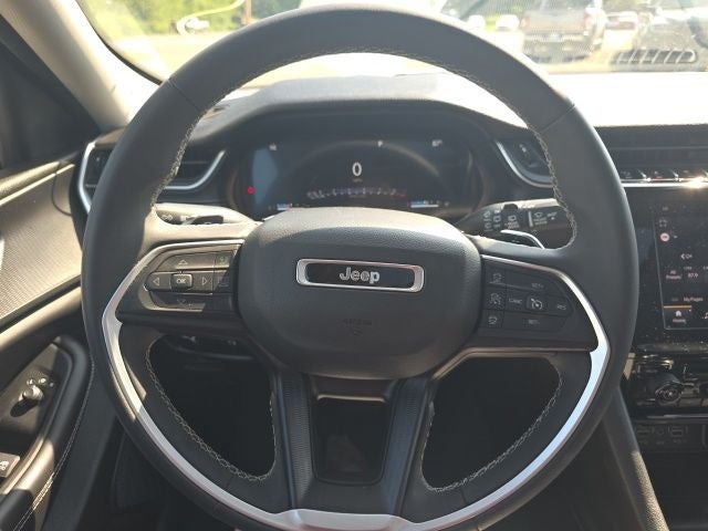 2023 Jeep Grand Cherokee Laredo X