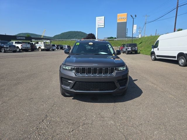 2023 Jeep Grand Cherokee Laredo X