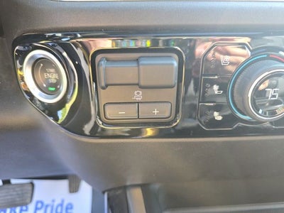 2025 Chevrolet Silverado 3500HD LTZ