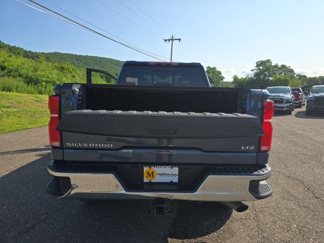2025 Chevrolet Silverado 3500HD LTZ