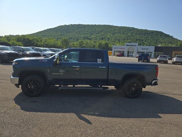 2025 Chevrolet Silverado 3500HD LTZ