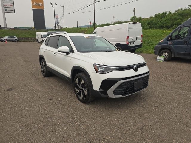 2025 Volkswagen Taos 1.5T SE