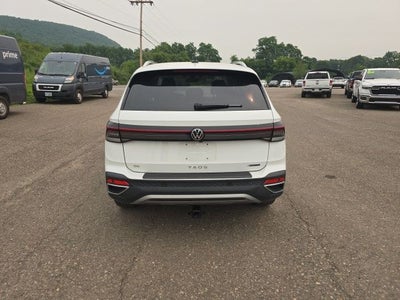 2025 Volkswagen Taos 1.5T SE