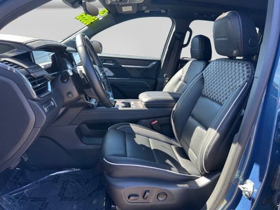 2025 GMC Acadia Denali