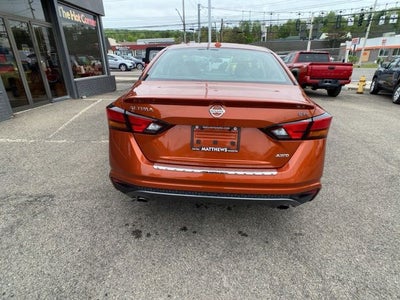 2022 Nissan Altima 2.5 SR