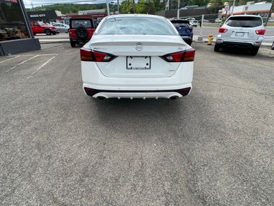 2022 Nissan Altima 2.5 SL