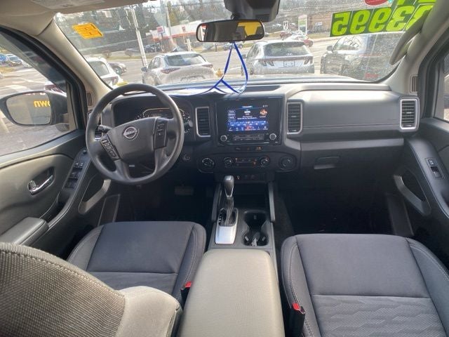 2024 Nissan Frontier SV