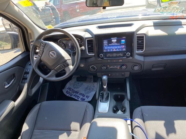 2023 Nissan Frontier SV