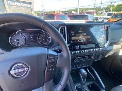 2025 Nissan Frontier SV