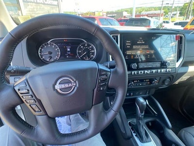 2025 Nissan Frontier SV