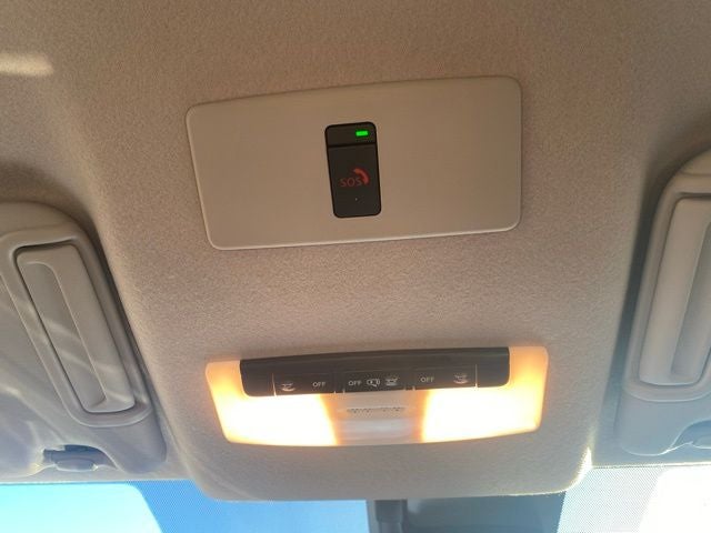 2024 Nissan Versa 1.6 SR