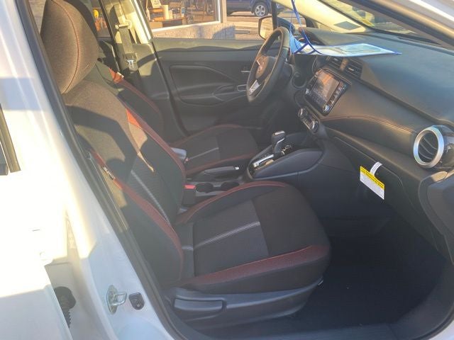 2024 Nissan Versa 1.6 SR