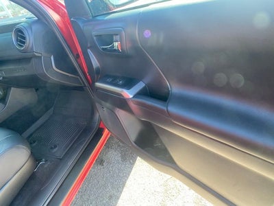 2023 Toyota Tacoma Limited V6