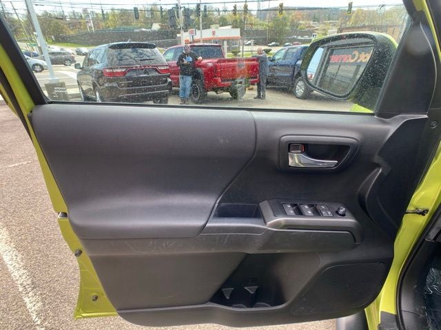2023 Toyota Tacoma TRD Sport V6