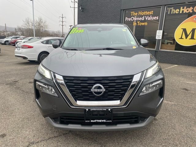 2022 Nissan Rogue SV