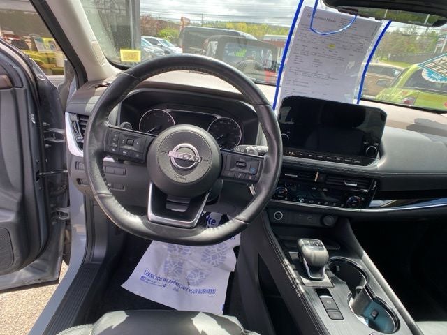 2022 Nissan Rogue SL