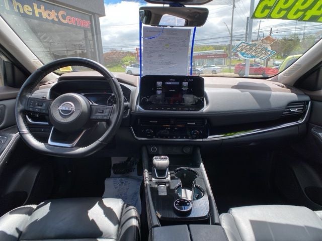 2022 Nissan Rogue SL
