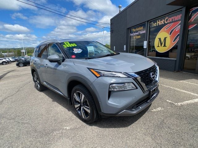 2022 Nissan Rogue SL