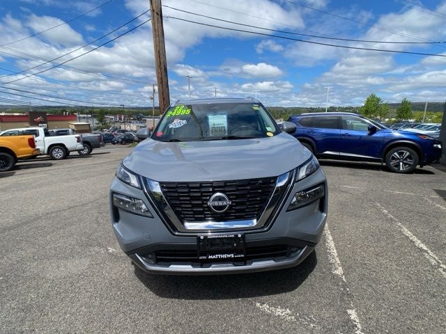 2022 Nissan Rogue SL