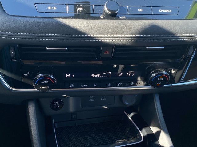 2026 Nissan Rogue SL