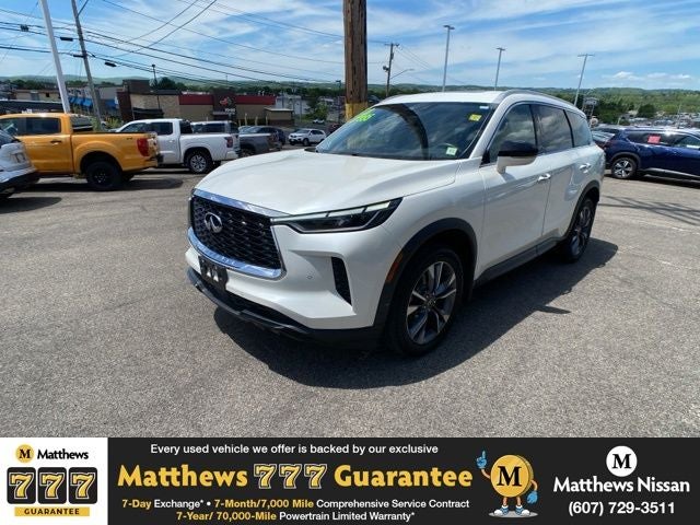 2023 INFINITI QX60 LUXE