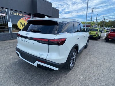 2023 INFINITI QX60 LUXE