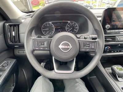 2024 Nissan Pathfinder S