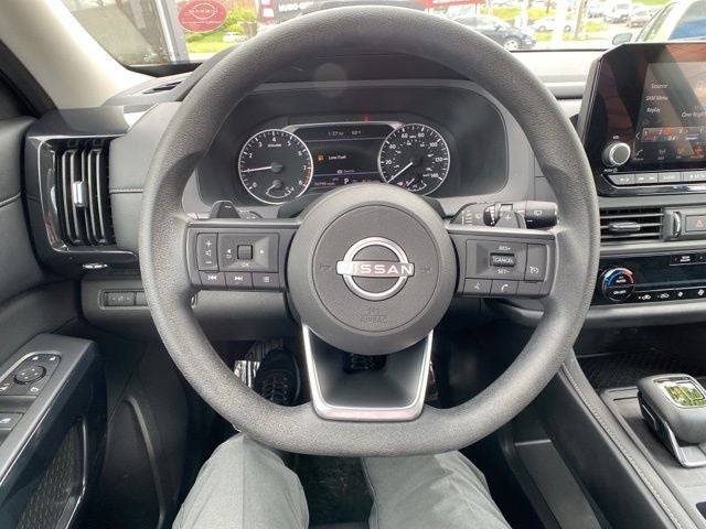 2024 Nissan Pathfinder S