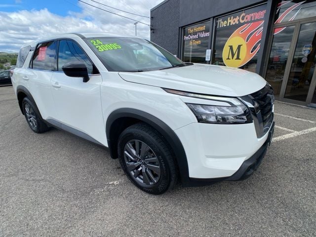 2024 Nissan Pathfinder S