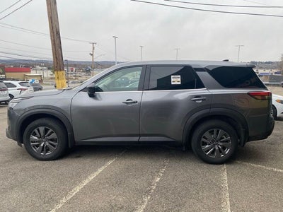 2024 Nissan Pathfinder S
