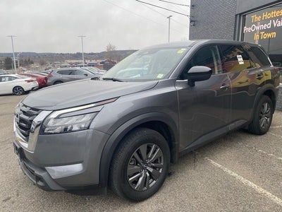 2024 Nissan Pathfinder S