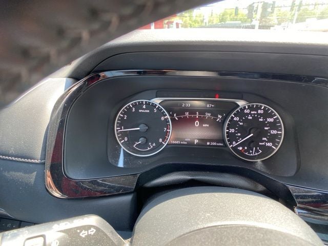2023 Nissan Pathfinder SL