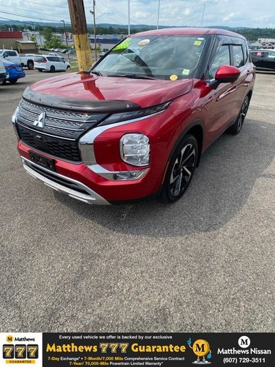 2023 Mitsubishi Outlander SE