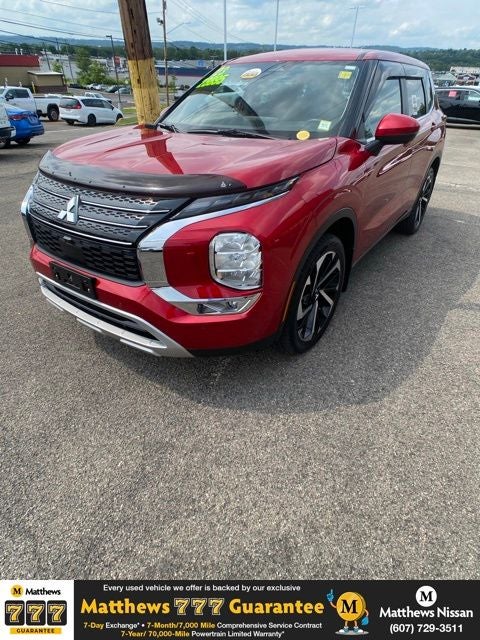 2023 Mitsubishi Outlander SE