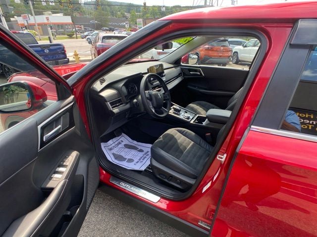 2023 Mitsubishi Outlander SE