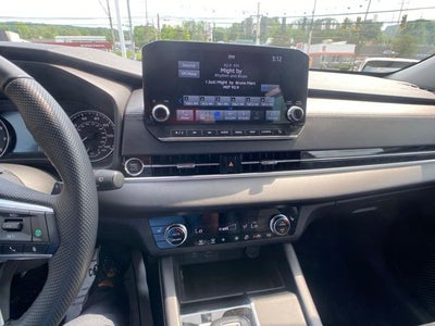 2023 Mitsubishi Outlander SE