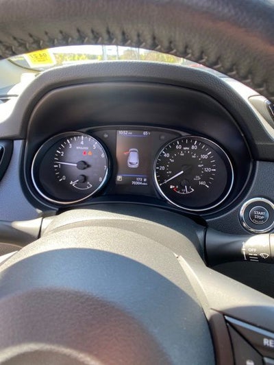 2022 Nissan Rogue Sport SV
