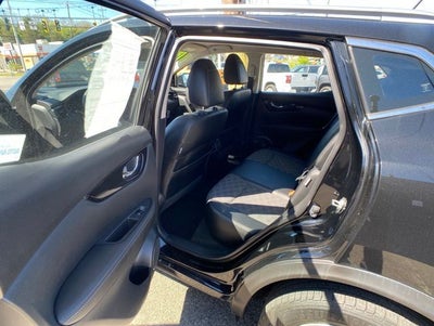 2022 Nissan Rogue Sport SV