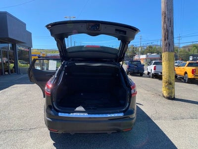 2022 Nissan Rogue Sport SV