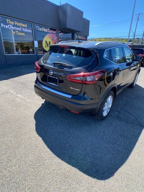 2022 Nissan Rogue Sport SV