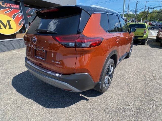 2021 Nissan Rogue SL