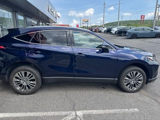 2023 Toyota Venza XLE