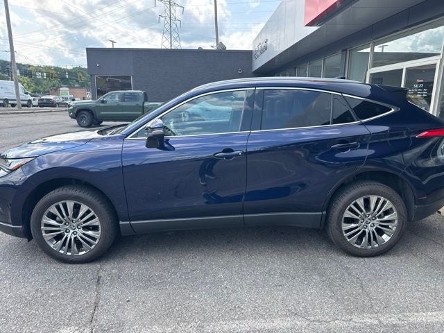 2023 Toyota Venza XLE