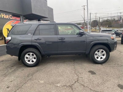 2024 Toyota 4Runner SR5
