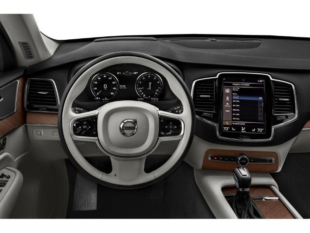 2022 Volvo XC90 T6 Inscription